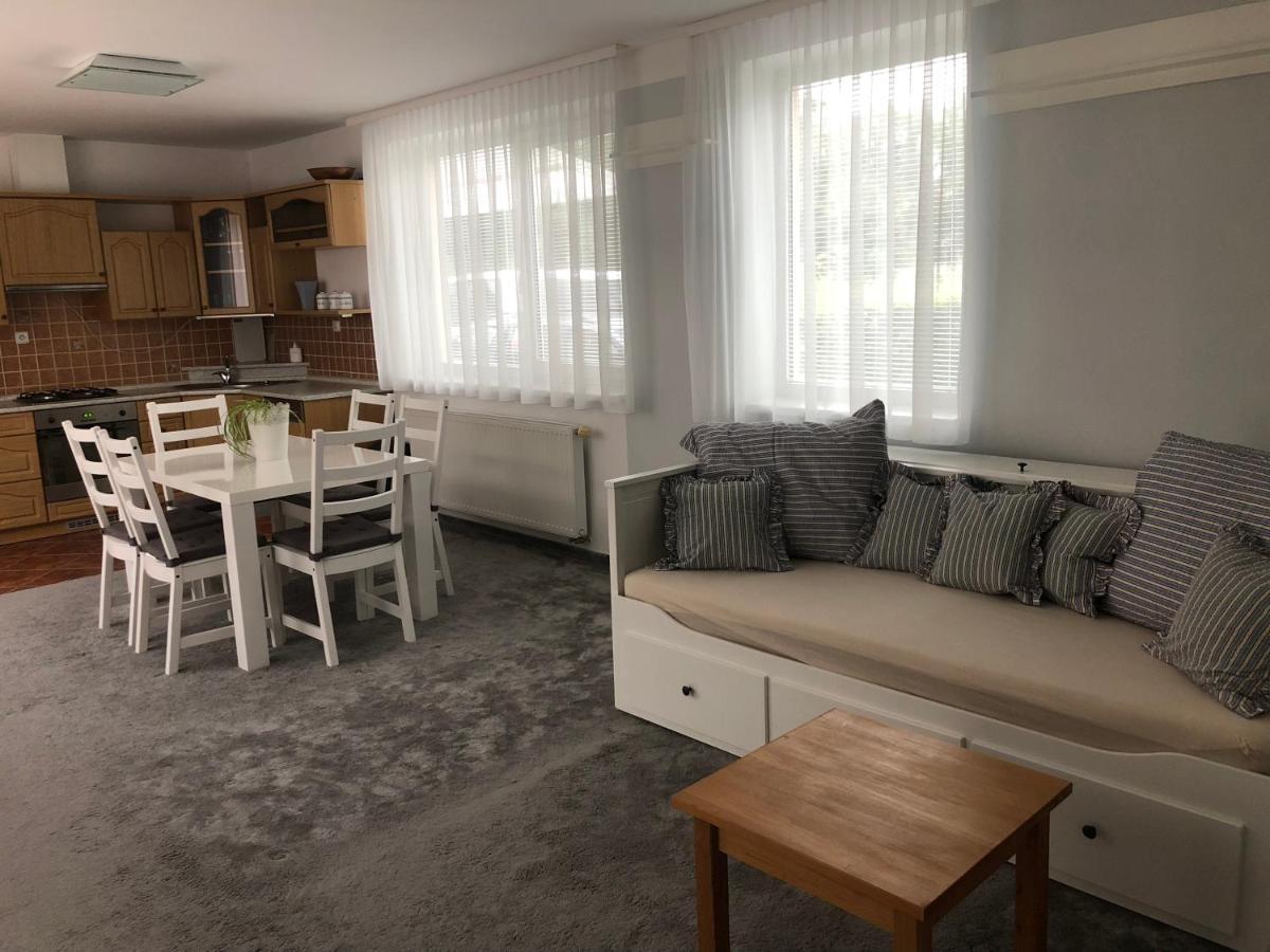 Prazdninovy Dum Zavadilka Villa Ceske Budejovice Exterior foto
